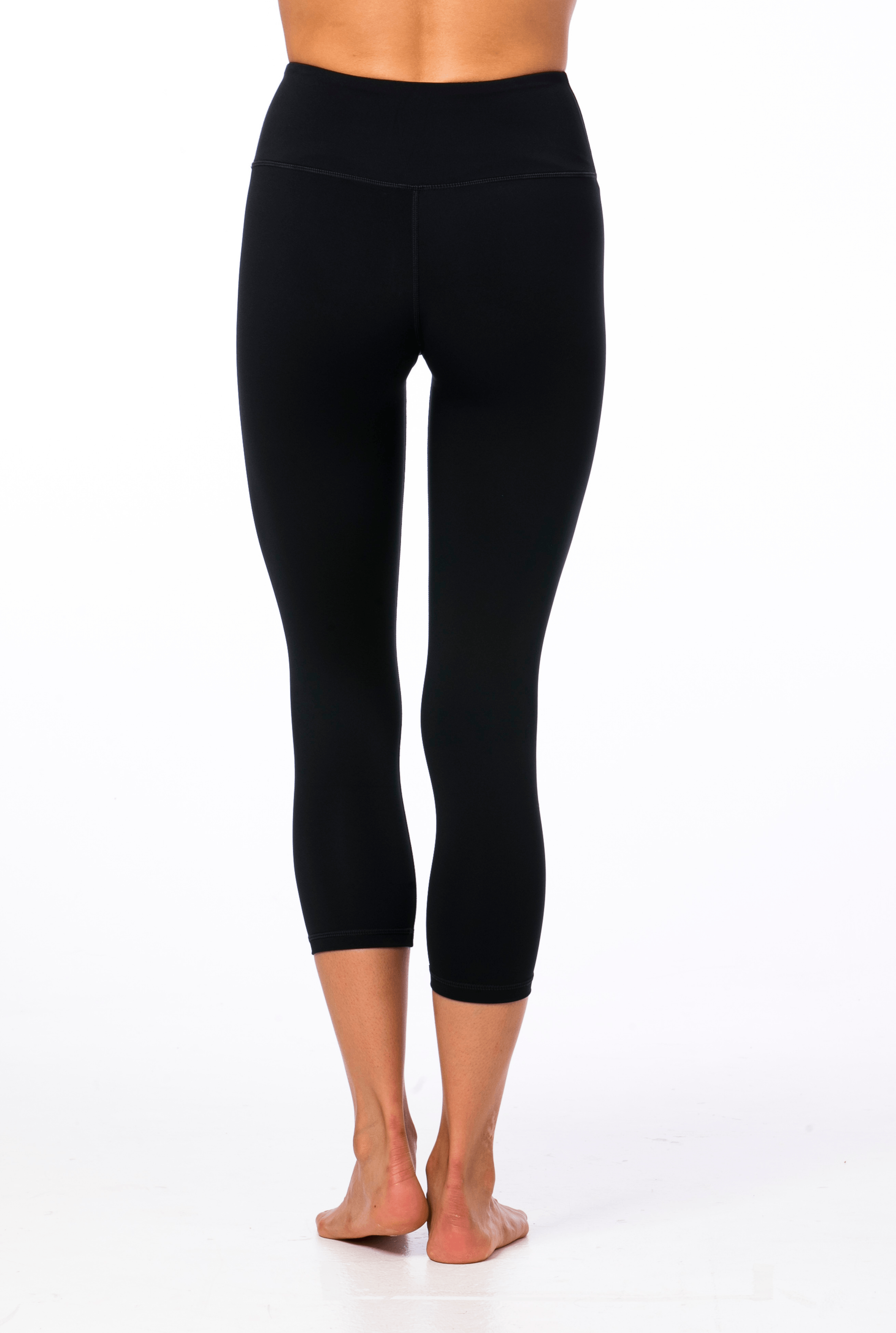 Trendy & Bendy high waisted 7/8 black legging made with recycled material will flatter and accentuate your legs. You will love the "scuba" feel of the fabric, which provides you with that extra support and comfort. The Kim leggings are ideal for are ideal for yoga or Pilates or just for a stylish everyday look.