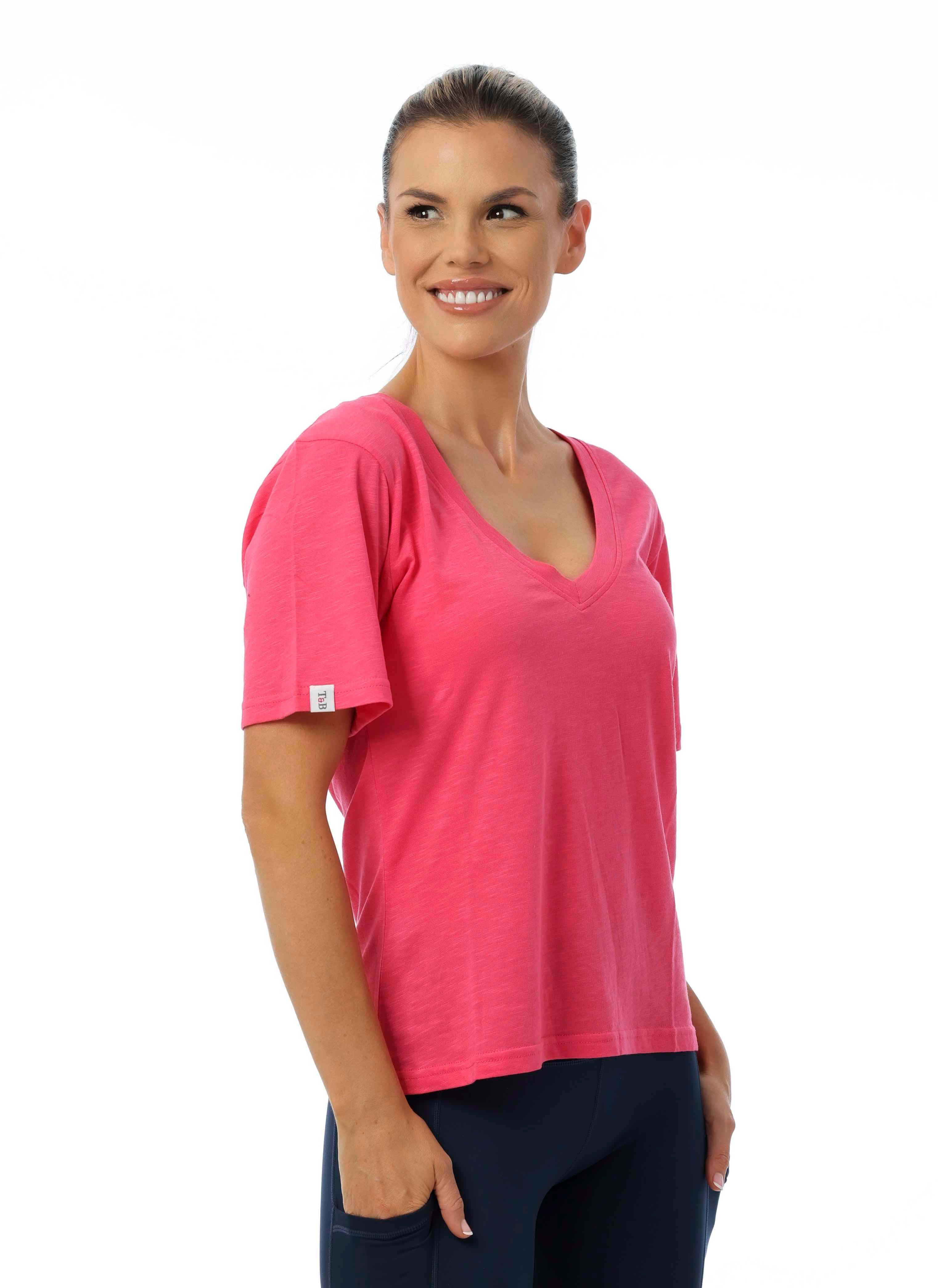Halle Tee in hot Pink